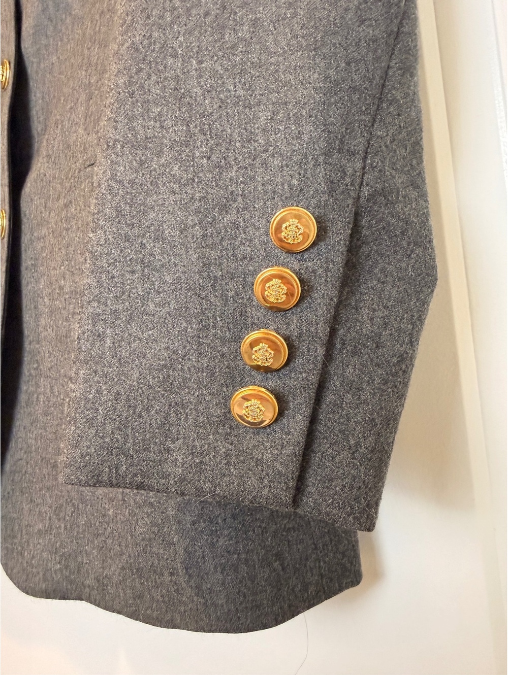 Vintage Talbots 100% Italian Wool Blazer Size 6 Gray / Gold Buttons Made in USA - Picture 3 of 12